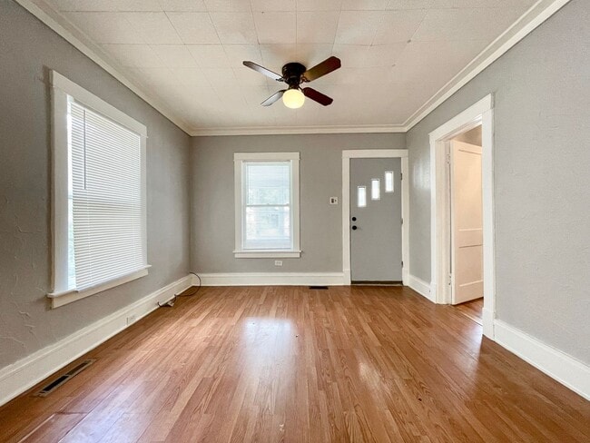 Building Photo - Two Bedroom Home in Muskegon