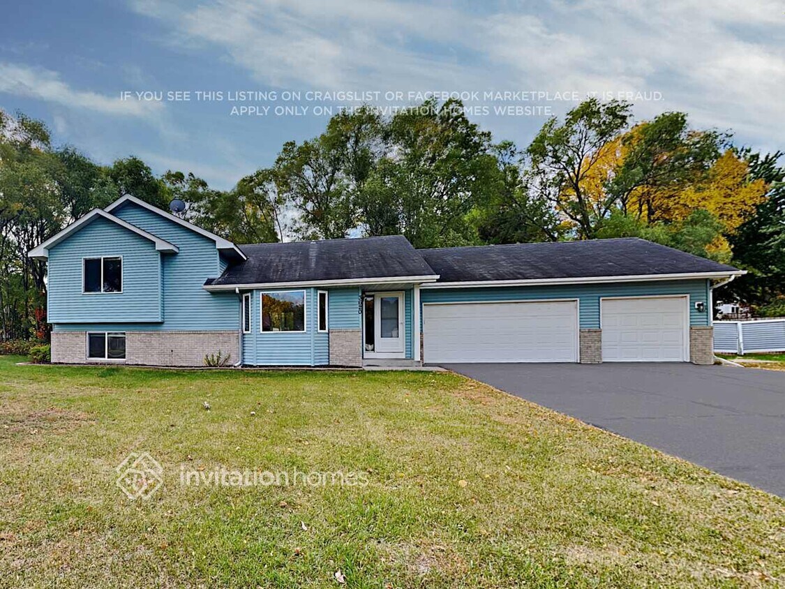 Foto principal - 3620 142nd Ave NW