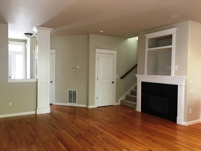 Foto del edificio - 3241 Wild Rose Loop