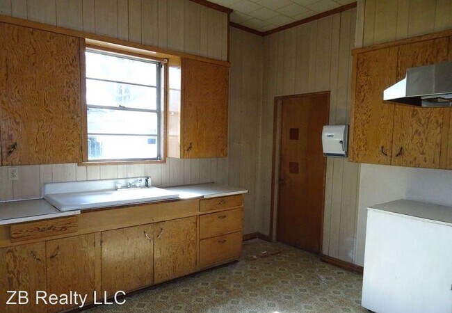 Building Photo - 2 br, 1 bath House - 1933 Orchard