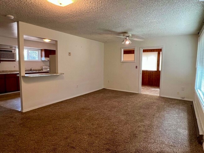 Foto del edificio - for rent 10th ave & Union area