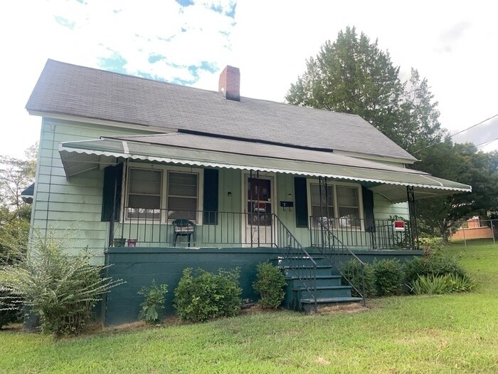 Primary Photo - Piedmont Mill House for Rent