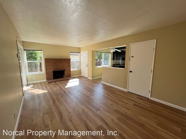 Foto del edificio - 2 br, 1 bath House - 145 Locksunart Way