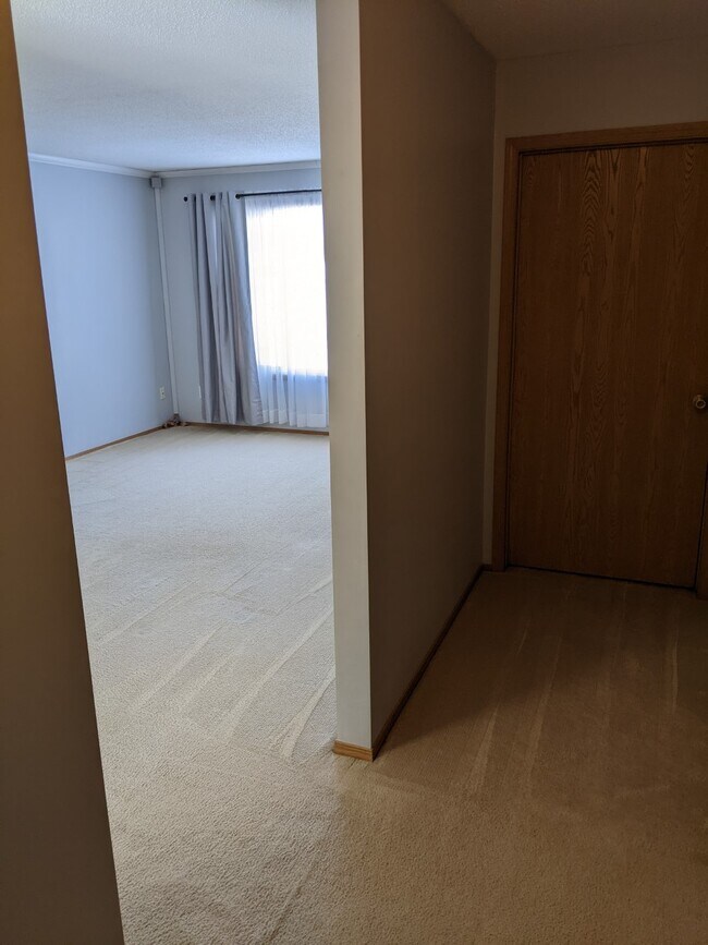 Foto del edificio - 207 E 6th St