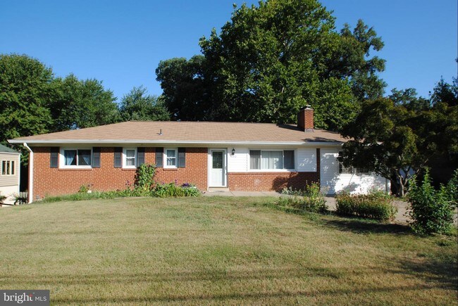 Foto del edificio - 1212 Riverview Ln