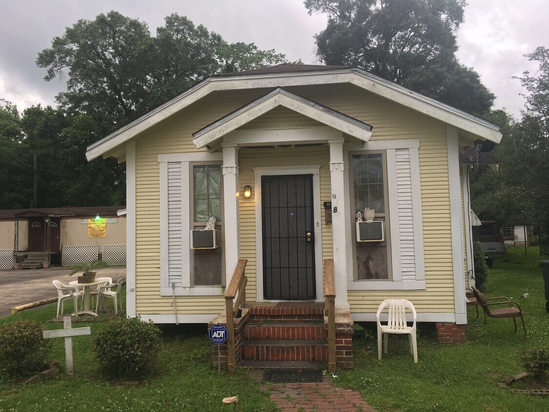 Imagen principal - 2185 Wilson St