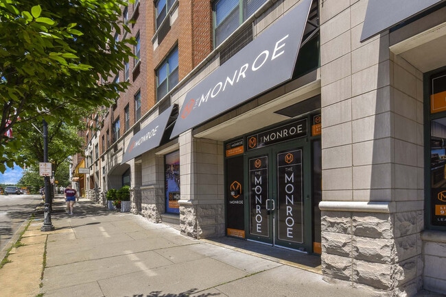Building Photo - The Monroe