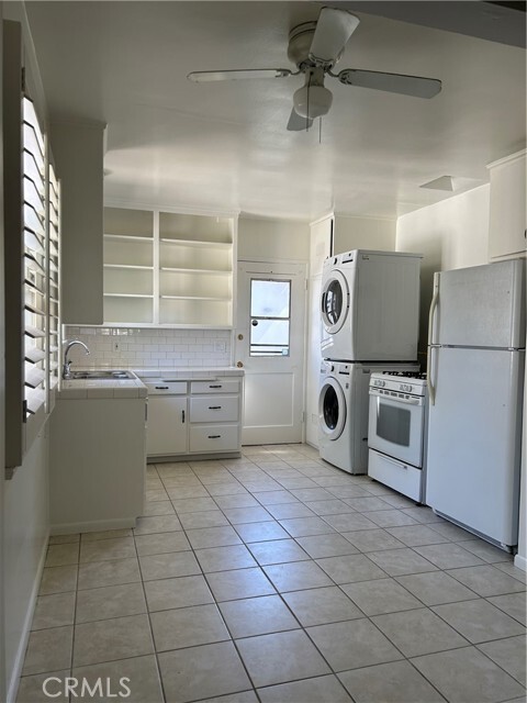 Primary Photo - 11442 Riverside Dr