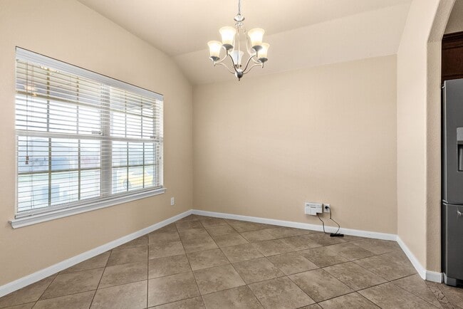 Building Photo - 2707 Camp Cooper Dr