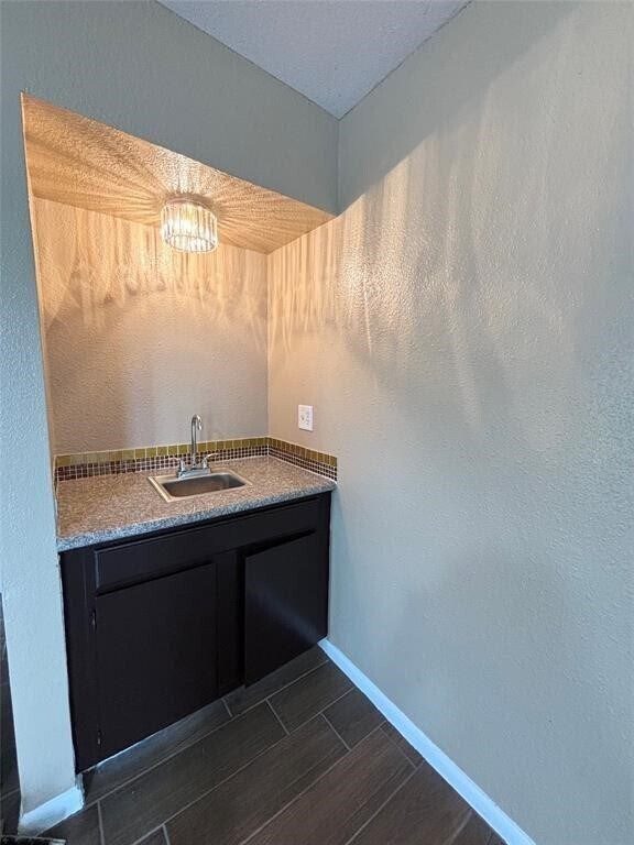 Foto del edificio - 12330 Wild Pine Dr