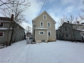 Building Photo - 2634 Apple Ave