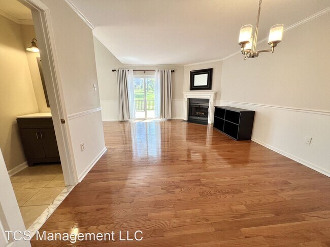 Building Photo - 2 br, 1.5 bath House - 1701 Red Maple Grove