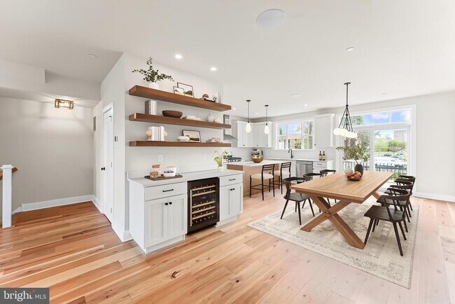 Foto del edificio - 734 S Matlack St