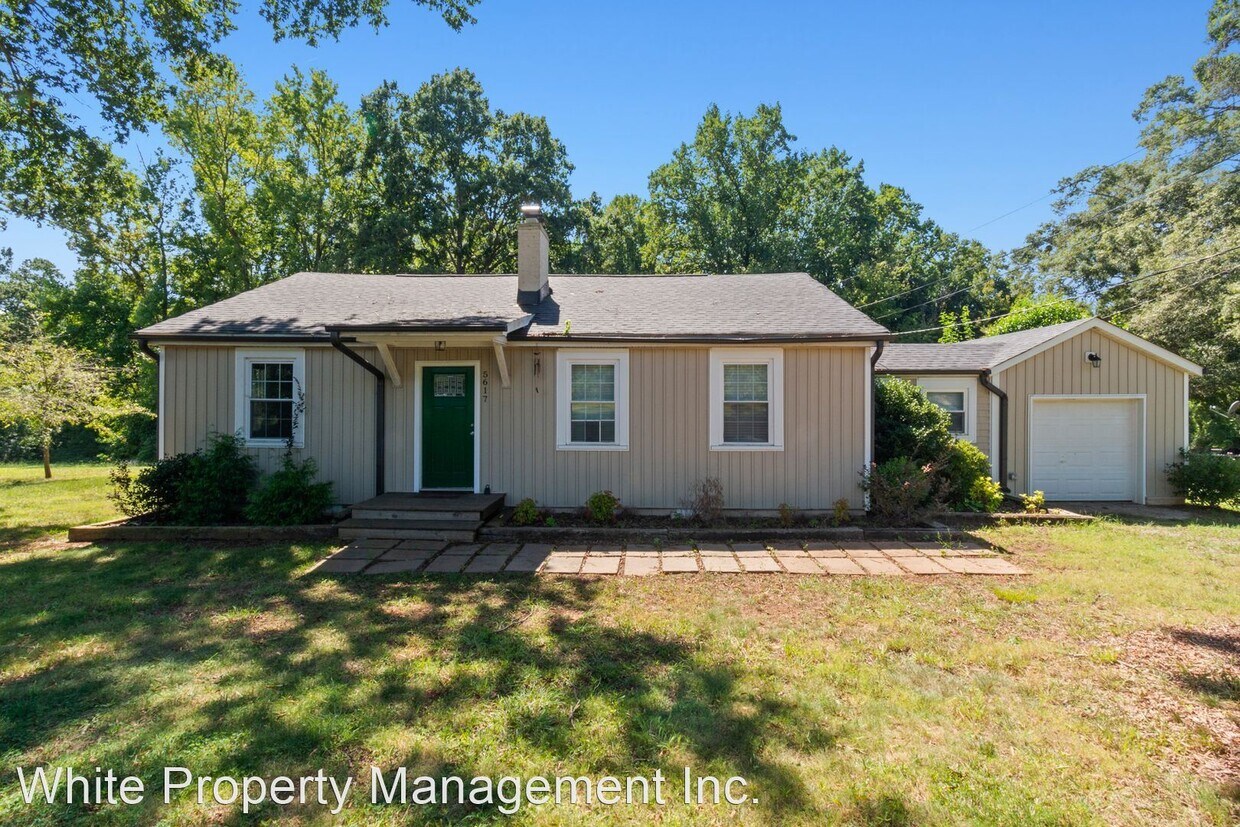 3 br, 2 bath House 5617 Beatties Ford Road