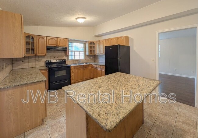 Foto del edificio - 2970 W 16th St