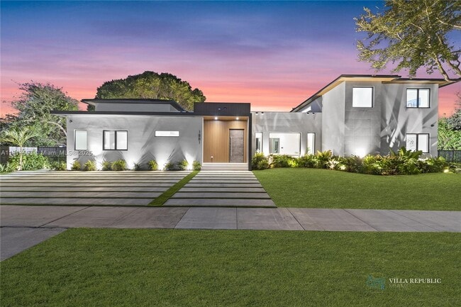 Foto del edificio - 1881 NE 196th Terrace