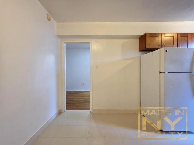 Building Photo - 1 bedroom in FOREST HILLS NY 11375