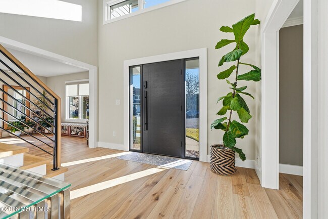 Building Photo - 8 Jackson Ct