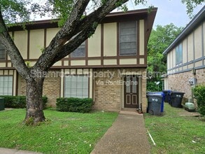 Building Photo - 6901 Old Briarstown Dr