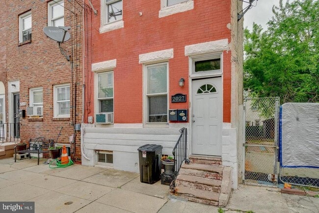 Building Photo - 2027 N 3rd St