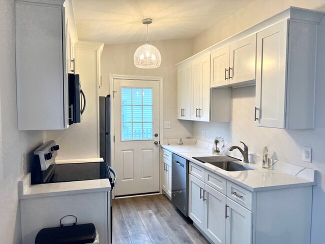 Foto del edificio - 26 Sherwood Dr