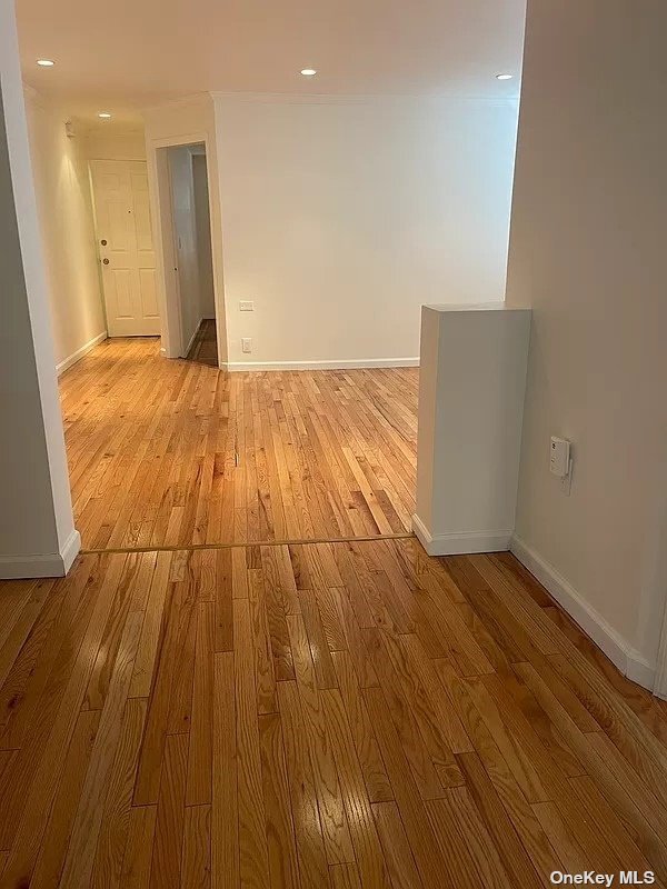 Foto del edificio - 304 E 45th St