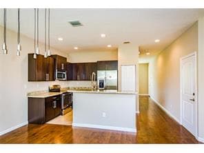Building Photo - 138 SW 7th Ct