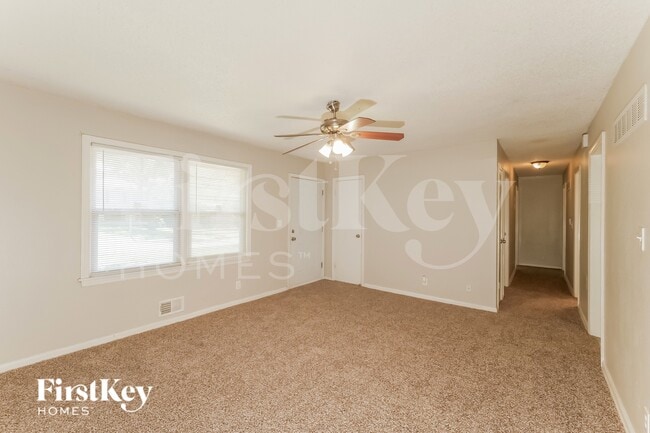 Building Photo - 9807 Drury Ave