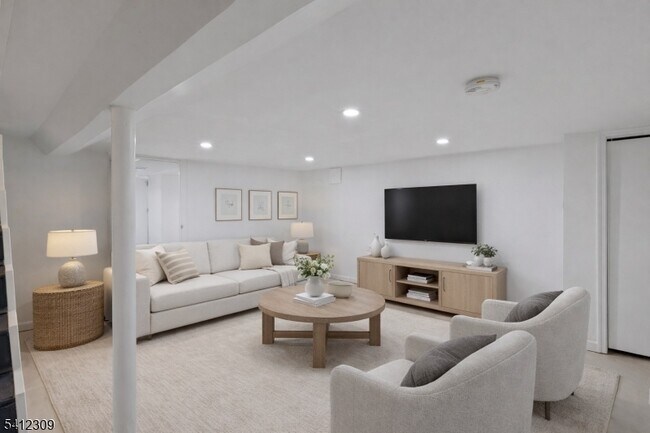 Foto del edificio - 676 Chestnut St