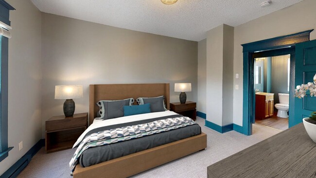 Building Photo - 6307-6321 Roosevelt Way NE
