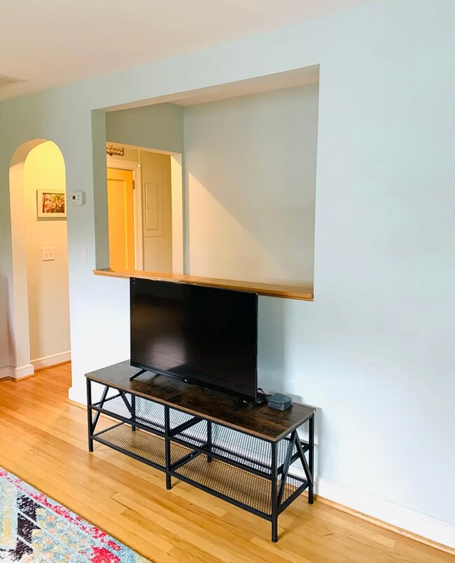 Living Room - 213 Gordon St