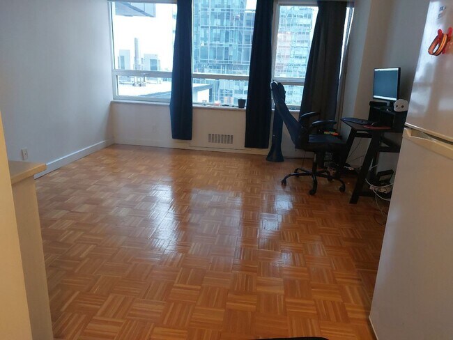 Photo du bâtiment - 1555 Boul René-Lévesque O