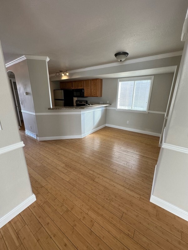 Building Photo - 4961 Buffalo Ct