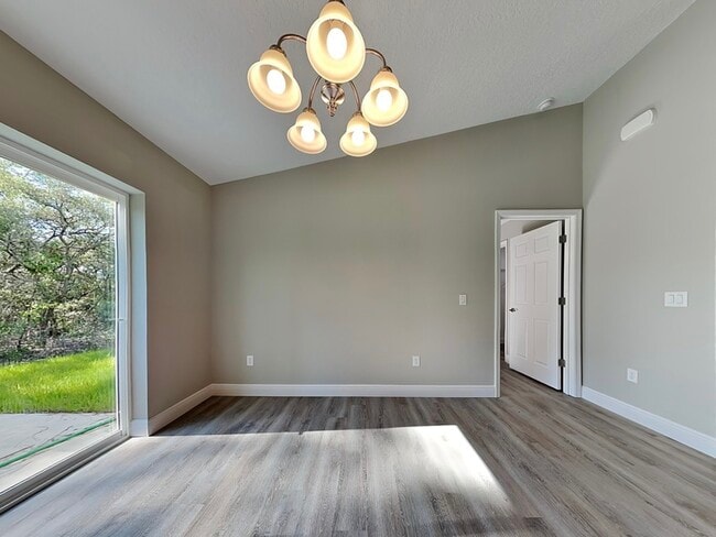 Foto del edificio - 7169 N Regent Terrace