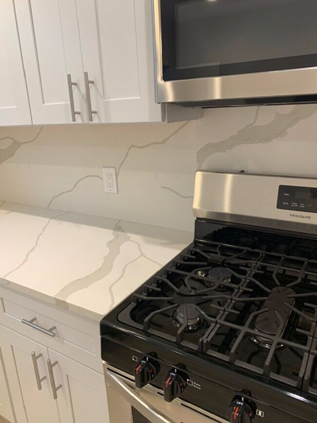 Foto del edificio - 911 Hoffman St