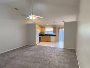 Building Photo - 701 E palm St