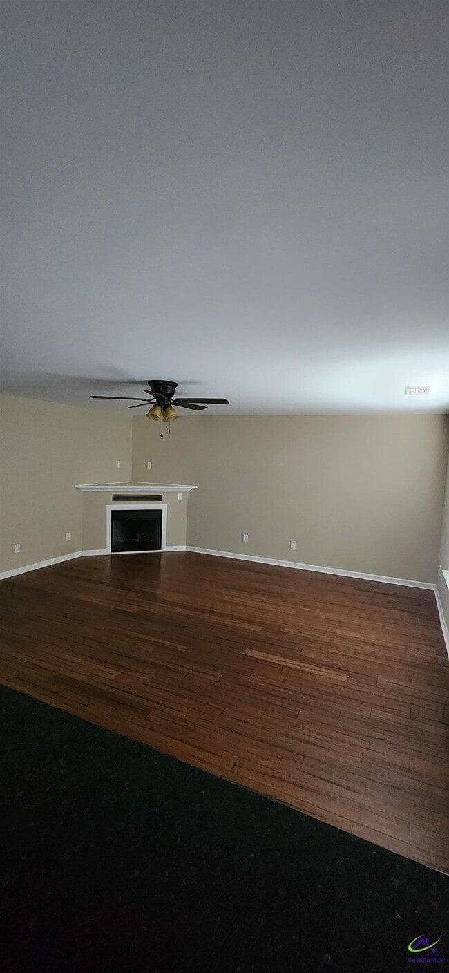 Building Photo - 707 Broderick Cir