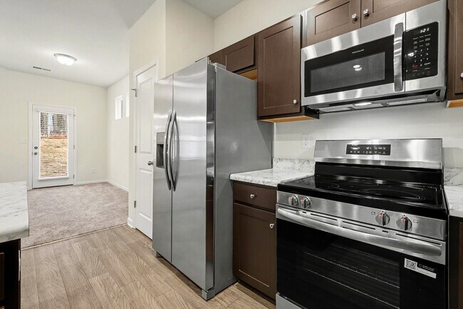 Foto del edificio - 5616 Ringneck Road