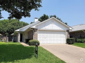 Building Photo - 425 Sunnybrook Ct