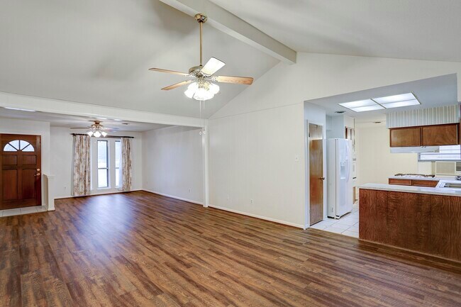 Foto del edificio - 7739 Kensico Rd