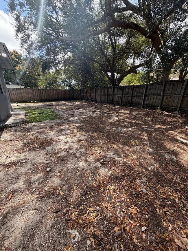 Foto del edificio - 6400 SW 58th Pl