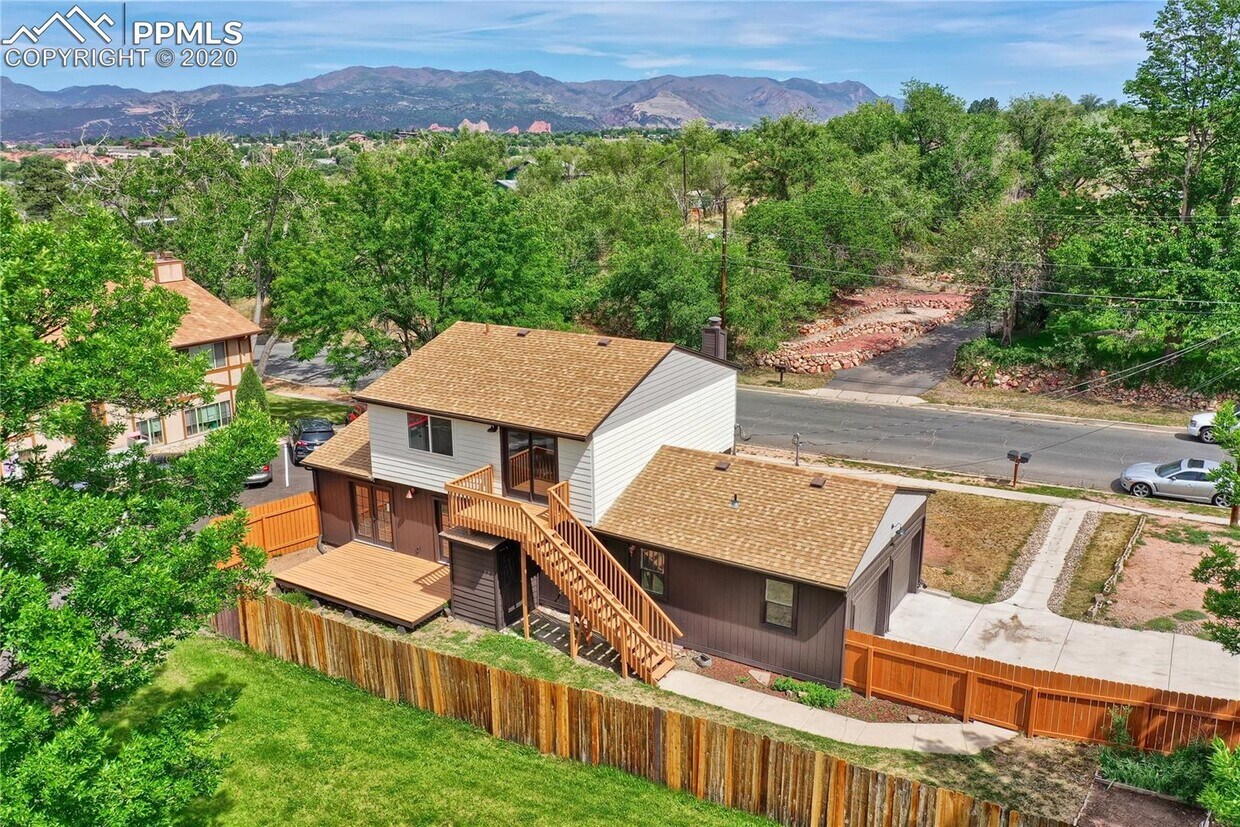 Foto principal - 1499 Manitou Blvd
