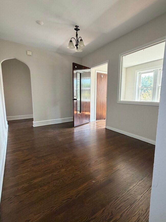 Foto del edificio - 3314 W Balmoral Ave