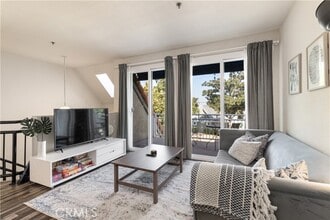 Building Photo - 801 S 2nd St