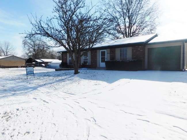 Building Photo - 2288 Kingsford Dr