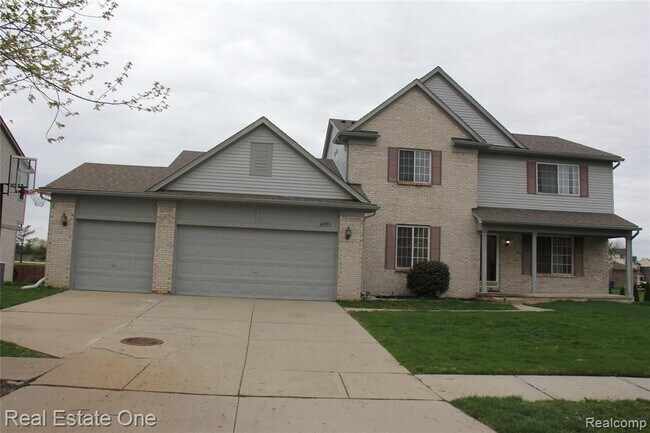 Foto del edificio - 40690 Bluesprings Ct