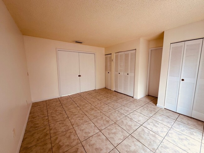 Photo - 1810 West St Townhome