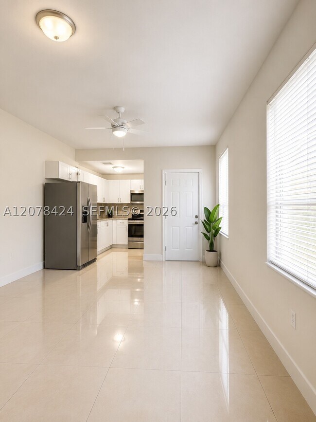 Foto del edificio - 7537 NW 3rd Ave
