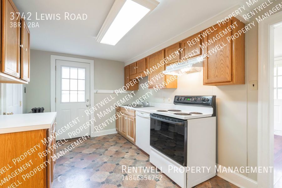 3742 S Lewis Rd, Trappe, PA 19426 House Rental in Trappe, PA