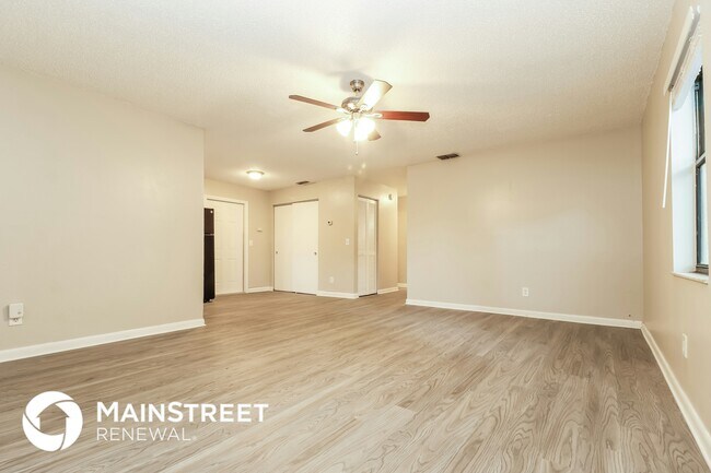 Foto del edificio - 672 28th Ave S